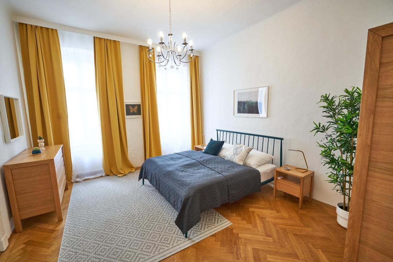 Renovated & Cozy - Close To Museumsquartier Wien Exterior foto